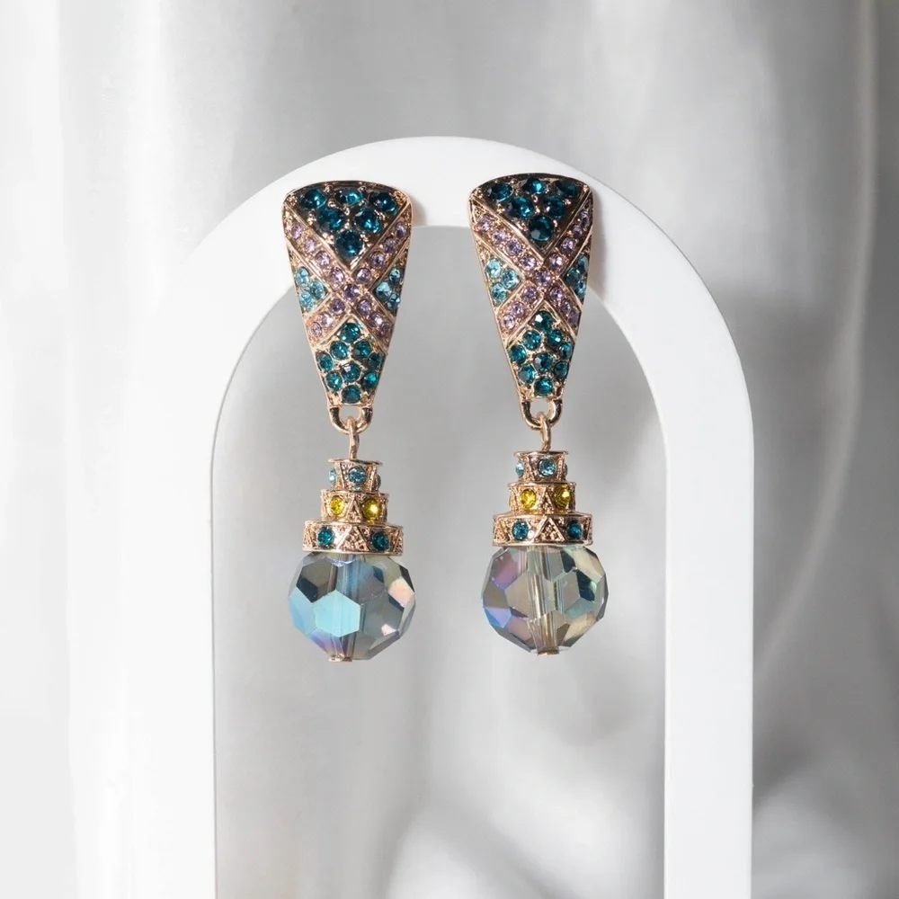 ✨Betsey Johnson Lorel Blue Rhinestone Earrings - Picture 6 of 6